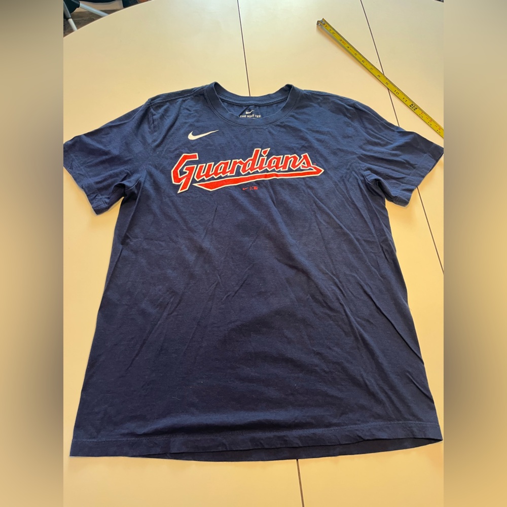 Cleveland Guardians Central Division champs medium Nike Tee Jose Ramirez 11 MLB